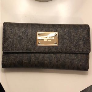 Michael Kors wallet